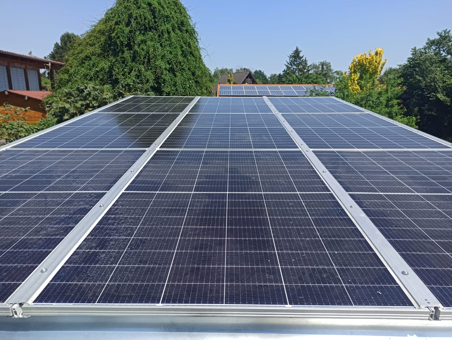 Solar Carport Bausatz aus Holz mit Glas-Glas Modulen